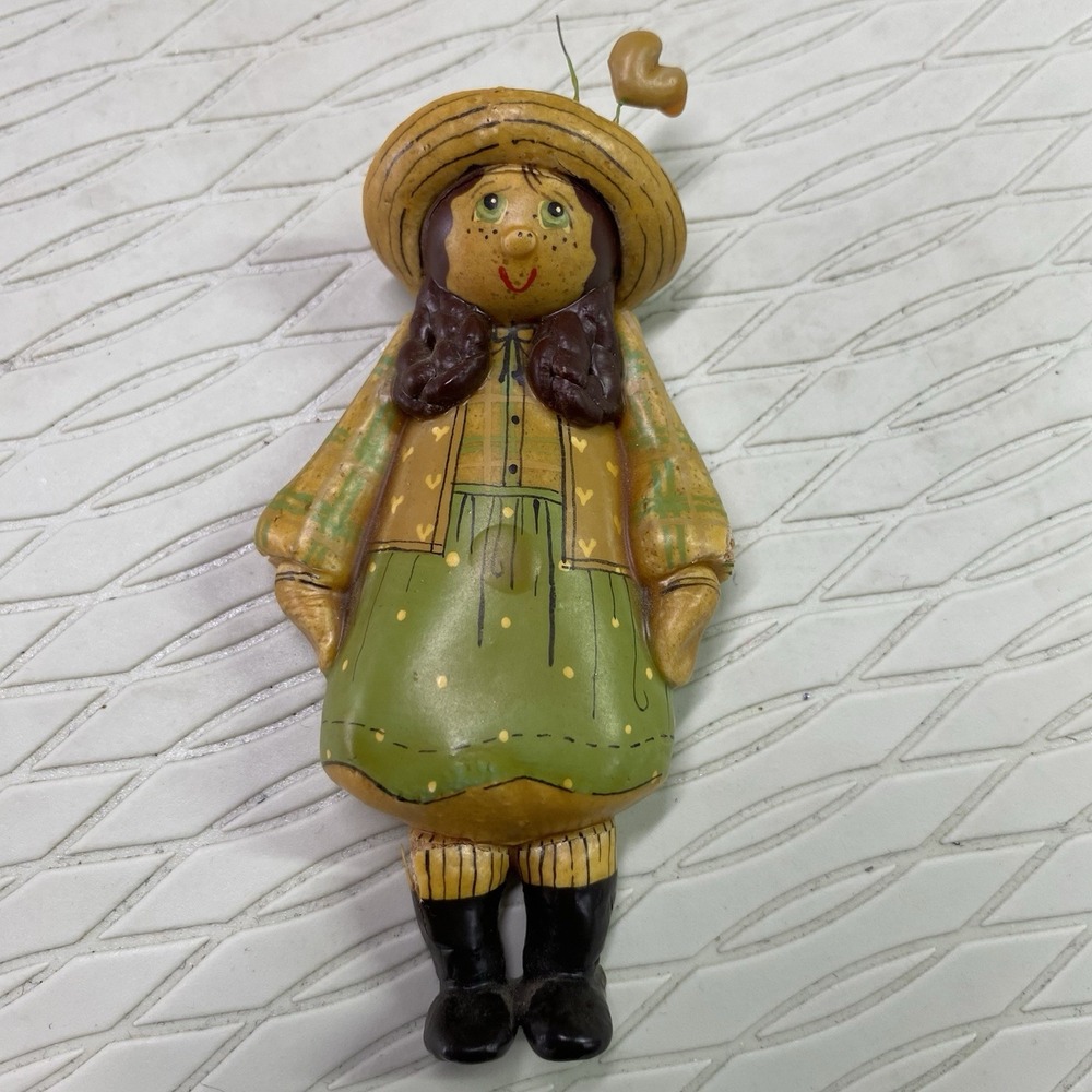 1984 ORIGINAL Christina Mae Risley Resin Figurine Ornament Country Gallery 4"‎